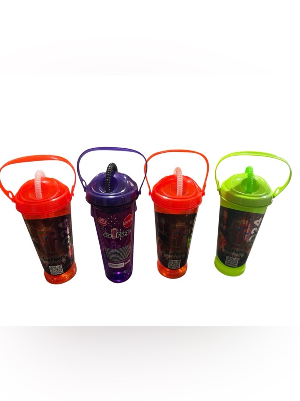 2024-2025 Six Flags Souvenir Refill Cups & Straws Lot of (4) In great condition.